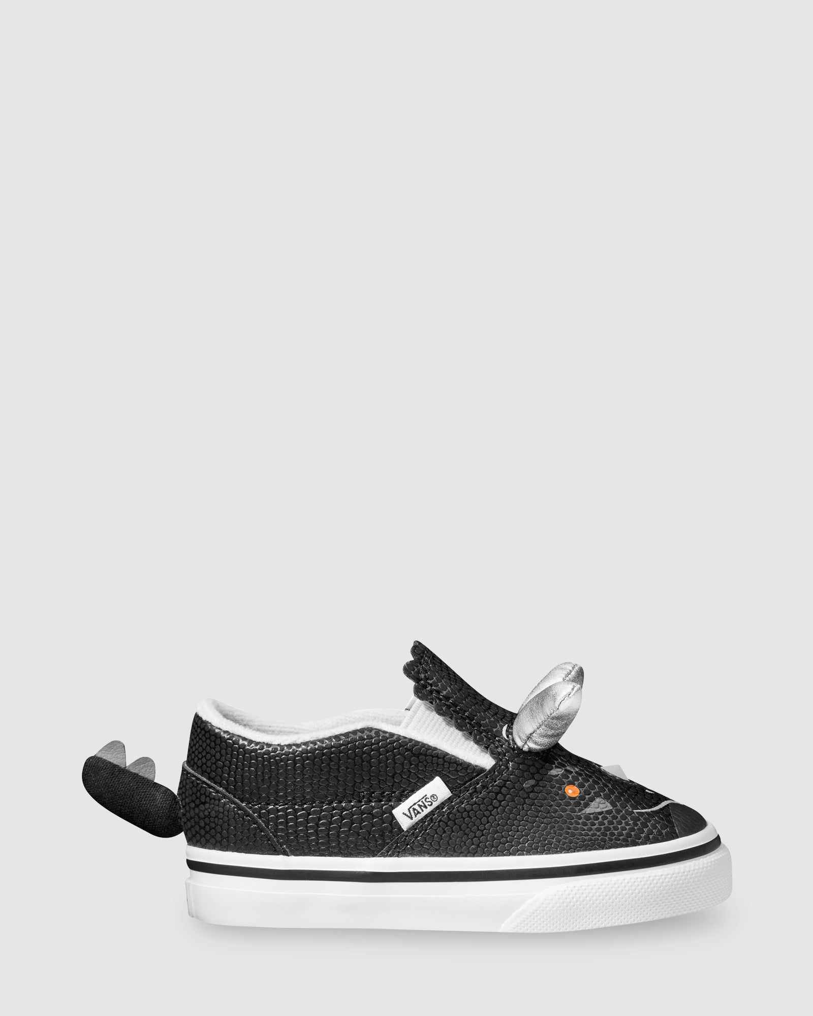 Buy Triceratops Slip-On Sneakers by Vans Surf Dive 'n Ski