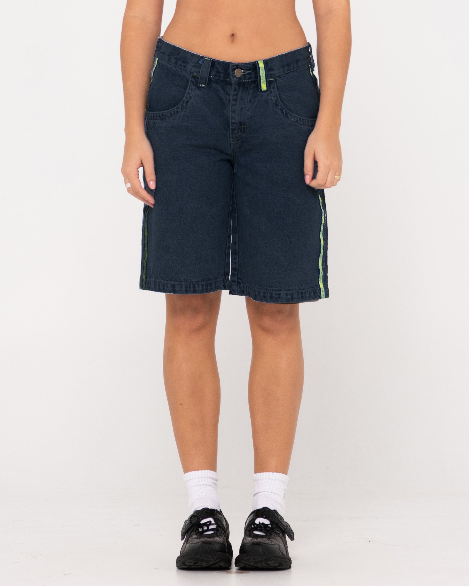 【WONDER WONDER】Oliven Damage Cutting SemiWide Denim Pt WONDER WONDER】Oliven Damage Cutting SemiWide Denim Pt
