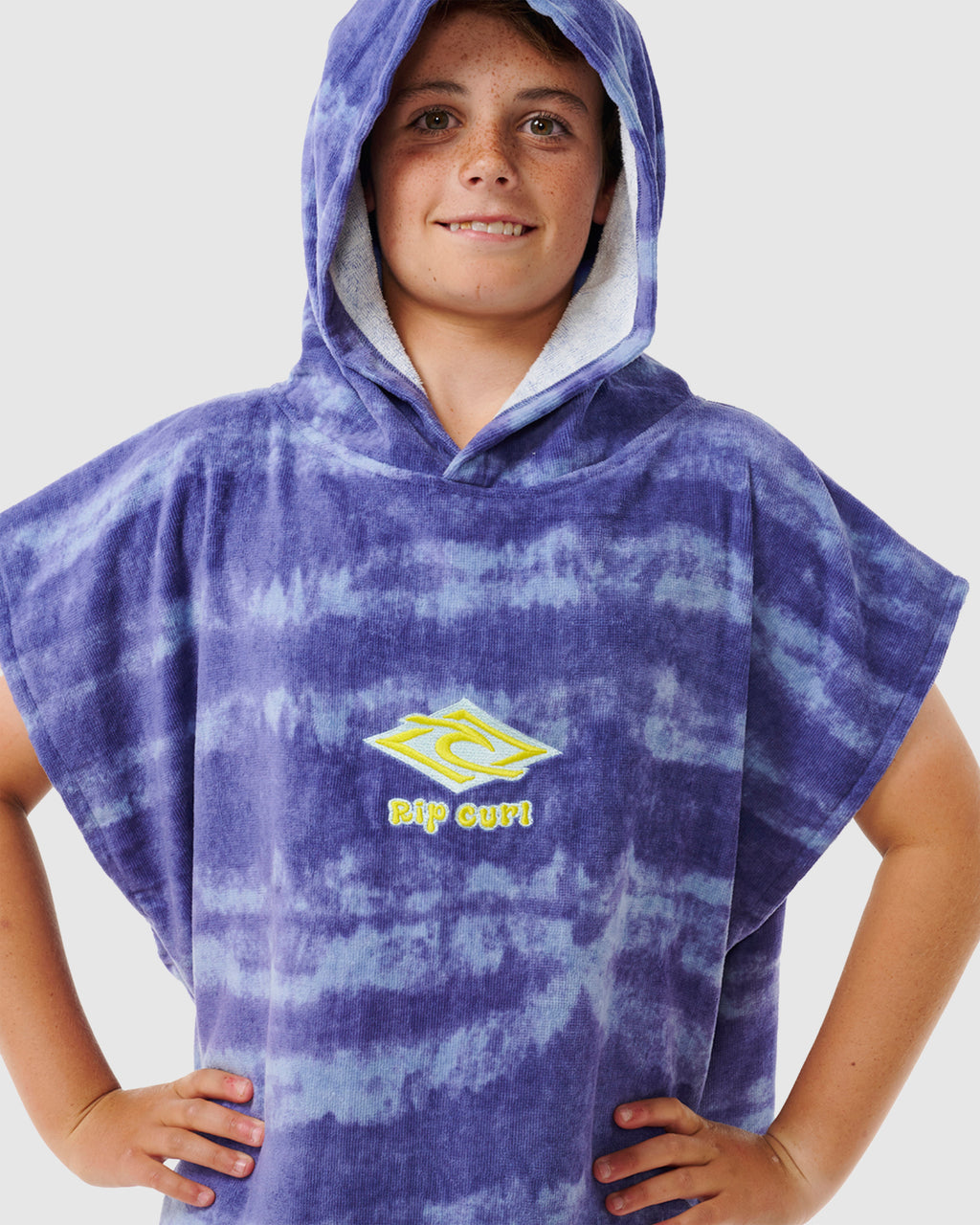 BOYS 8-16 MIXED HOODED TOWEL