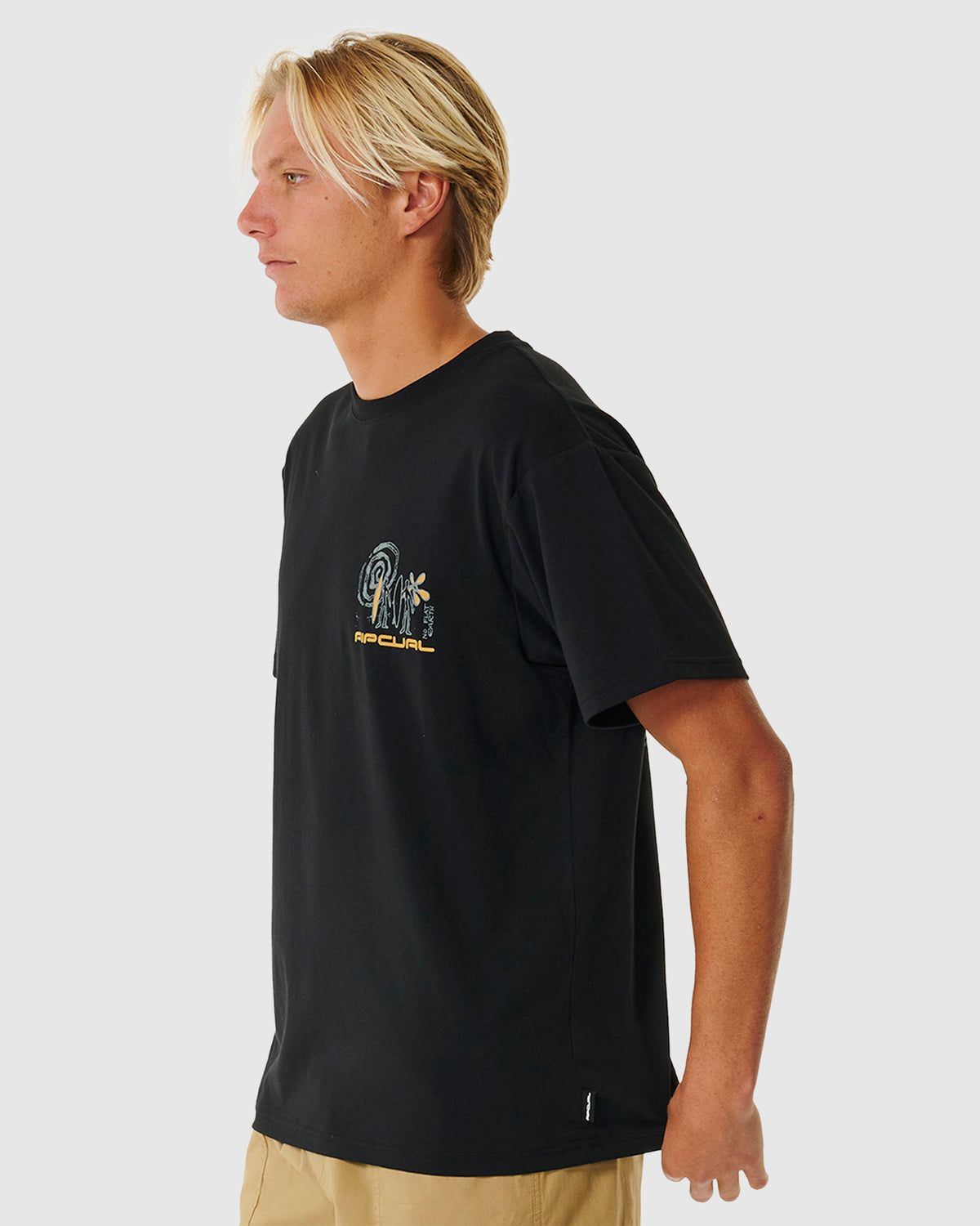 MENS VAPORCOOL JOURNEYS TRIP T-SHIRT