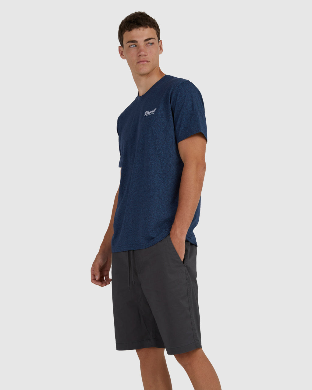 MENS EASY EMBROIDED T-SHIRT