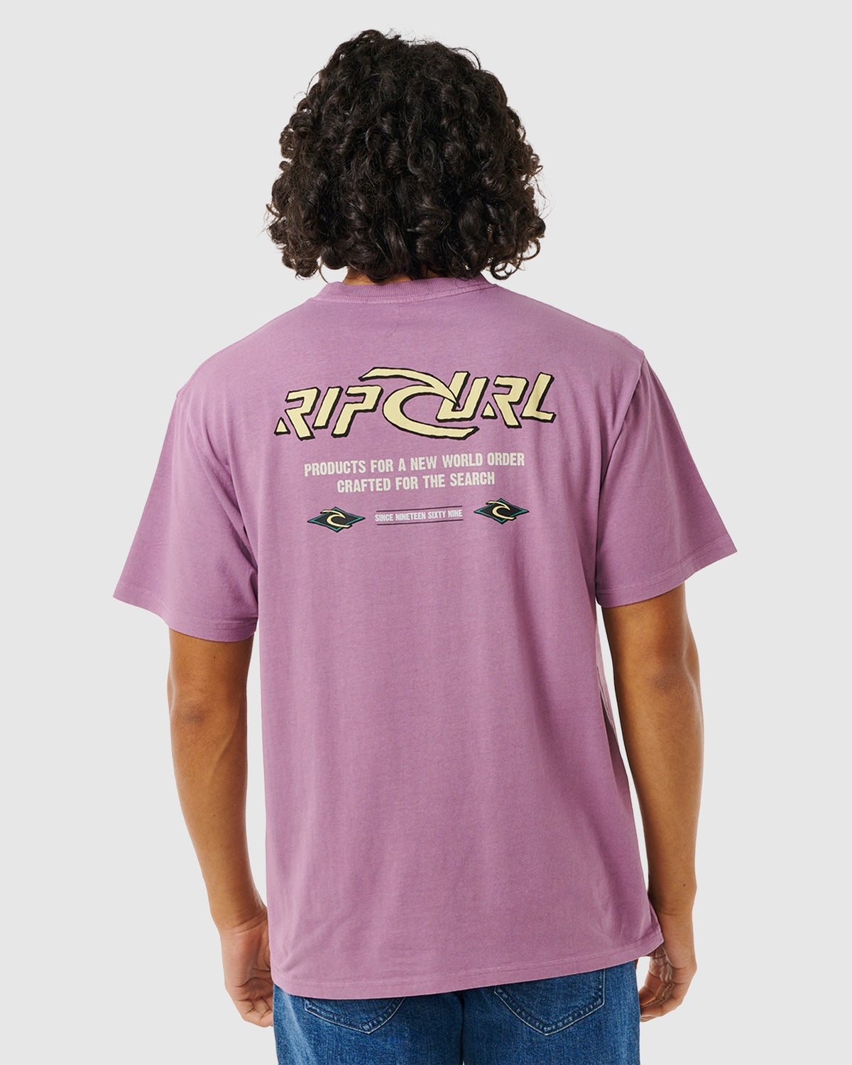 MENS QUEST T-SHIRT