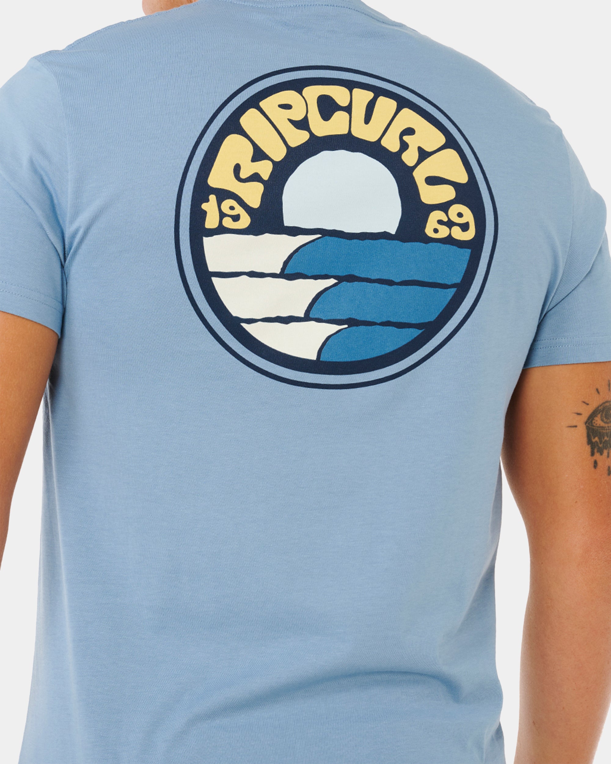 Mens Pacific Rinse Stacked T-Shirt
