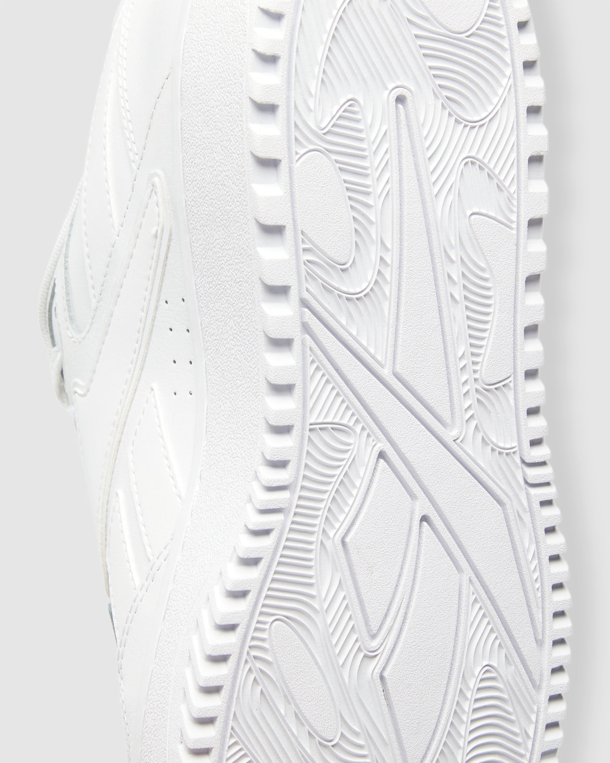 Unisex ATR Chill Sneakers