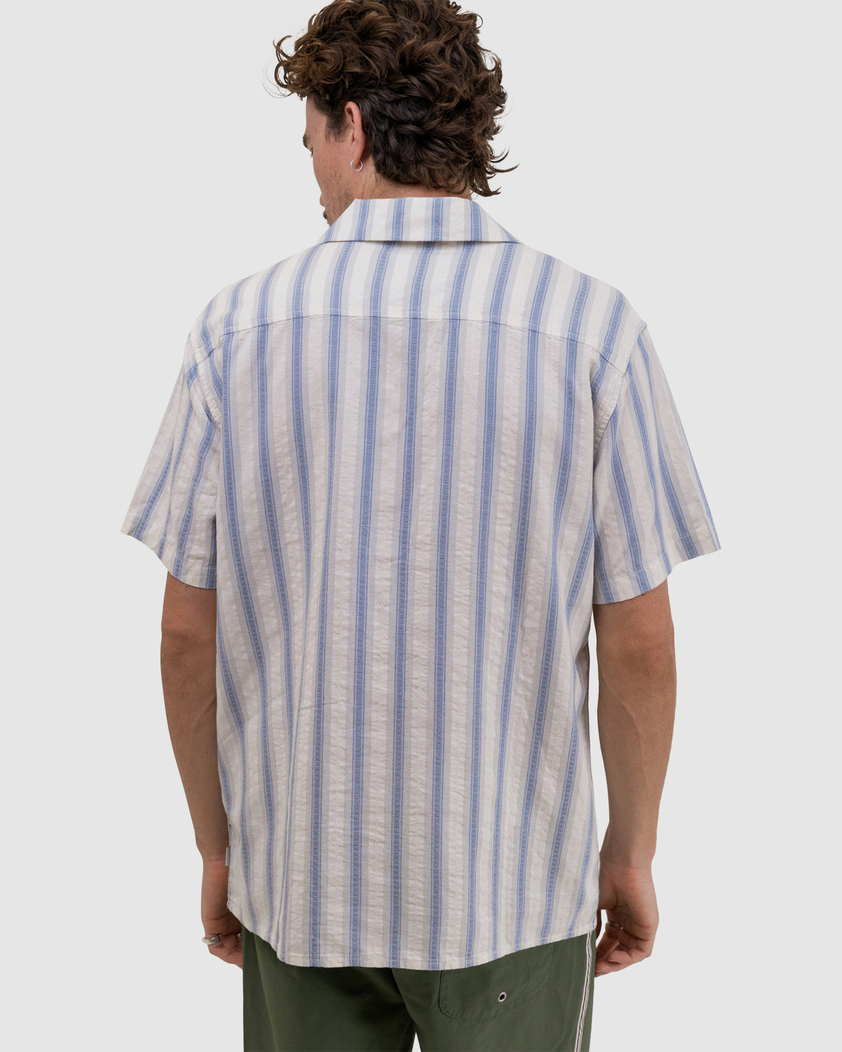 MENS VACATION SHORT SLEEVE SHIRT