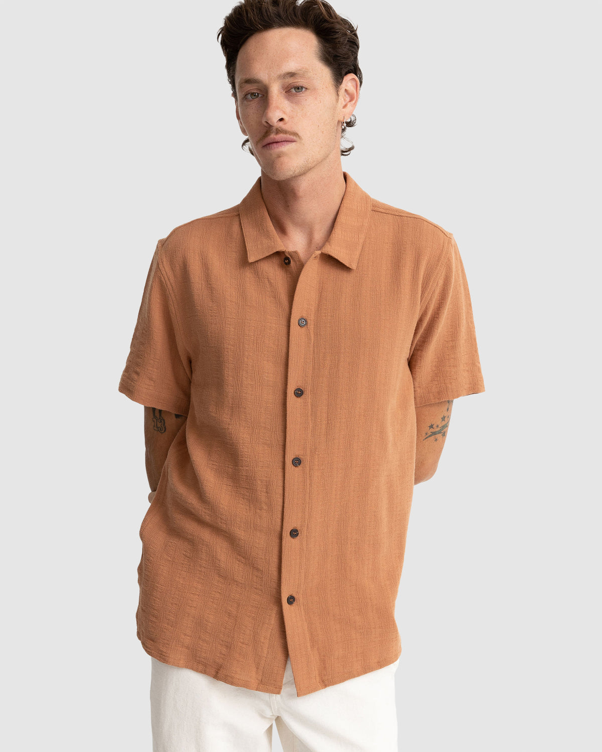 MENS DOBBY SHORT SLEEVE SHIRT