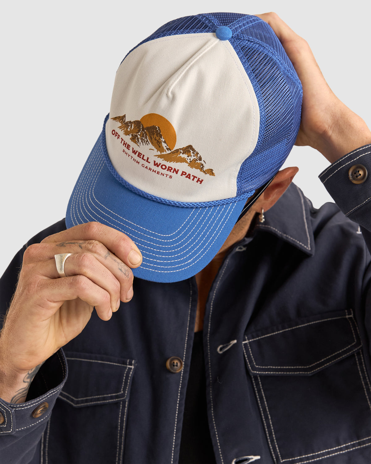 MENS HILLS TRUCKER CAP