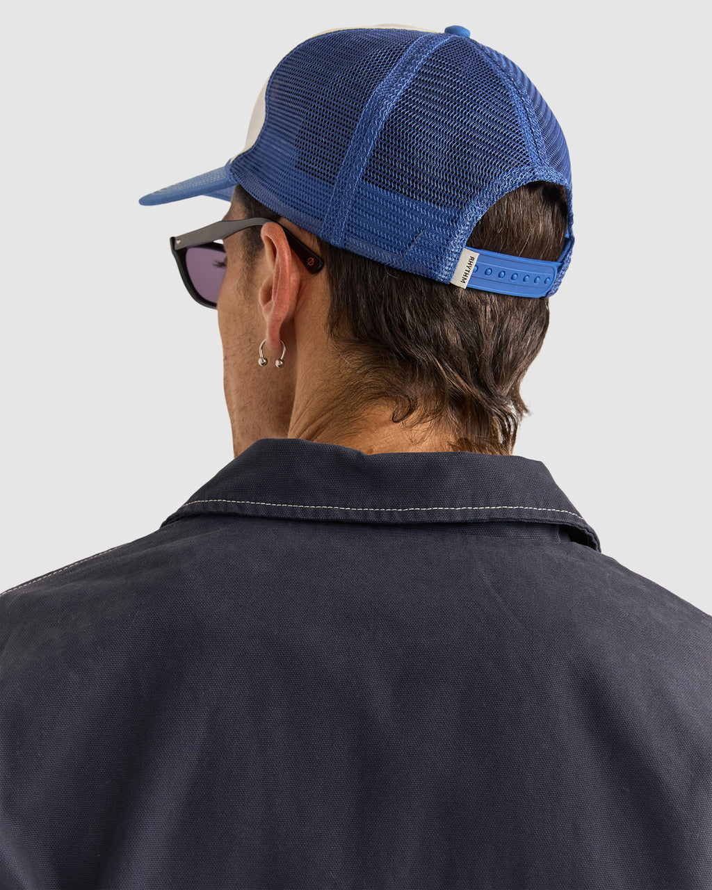MENS HILLS TRUCKER CAP