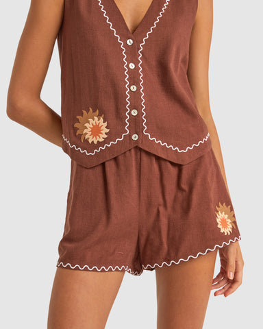 Womens Solis Embroidered Walkshorts