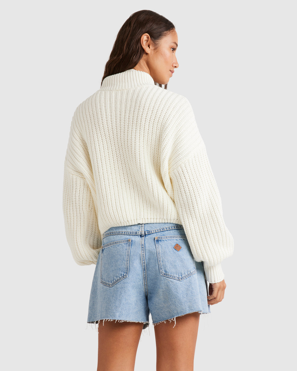 WOMENS CABLES SWEATER
