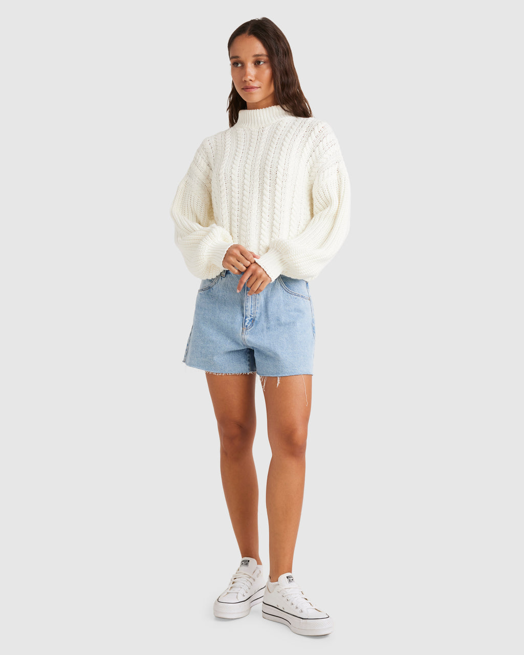 WOMENS CABLES SWEATER
