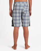 23a083613_rvca_abg_bck1