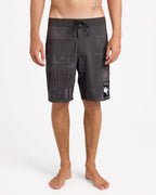 23a084601_rvca_blk_frt1