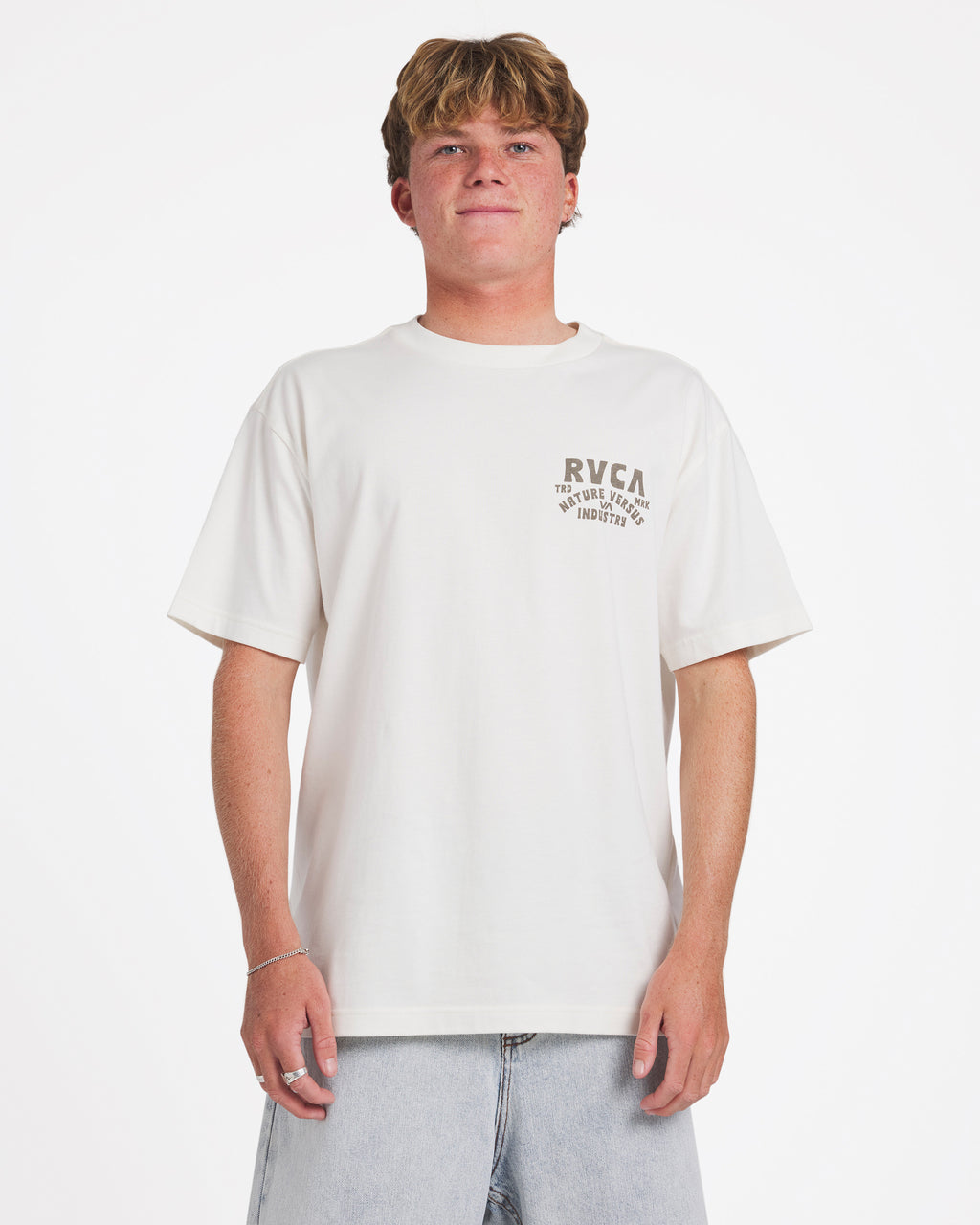 23a353551_rvca_anw_frt1