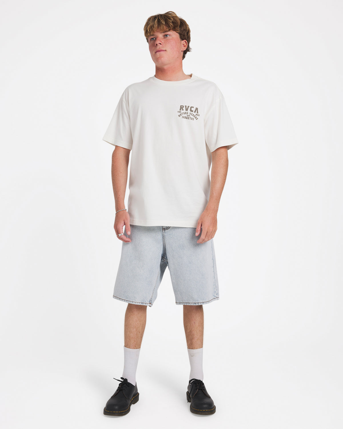 23a353551_rvca_anw_frt9