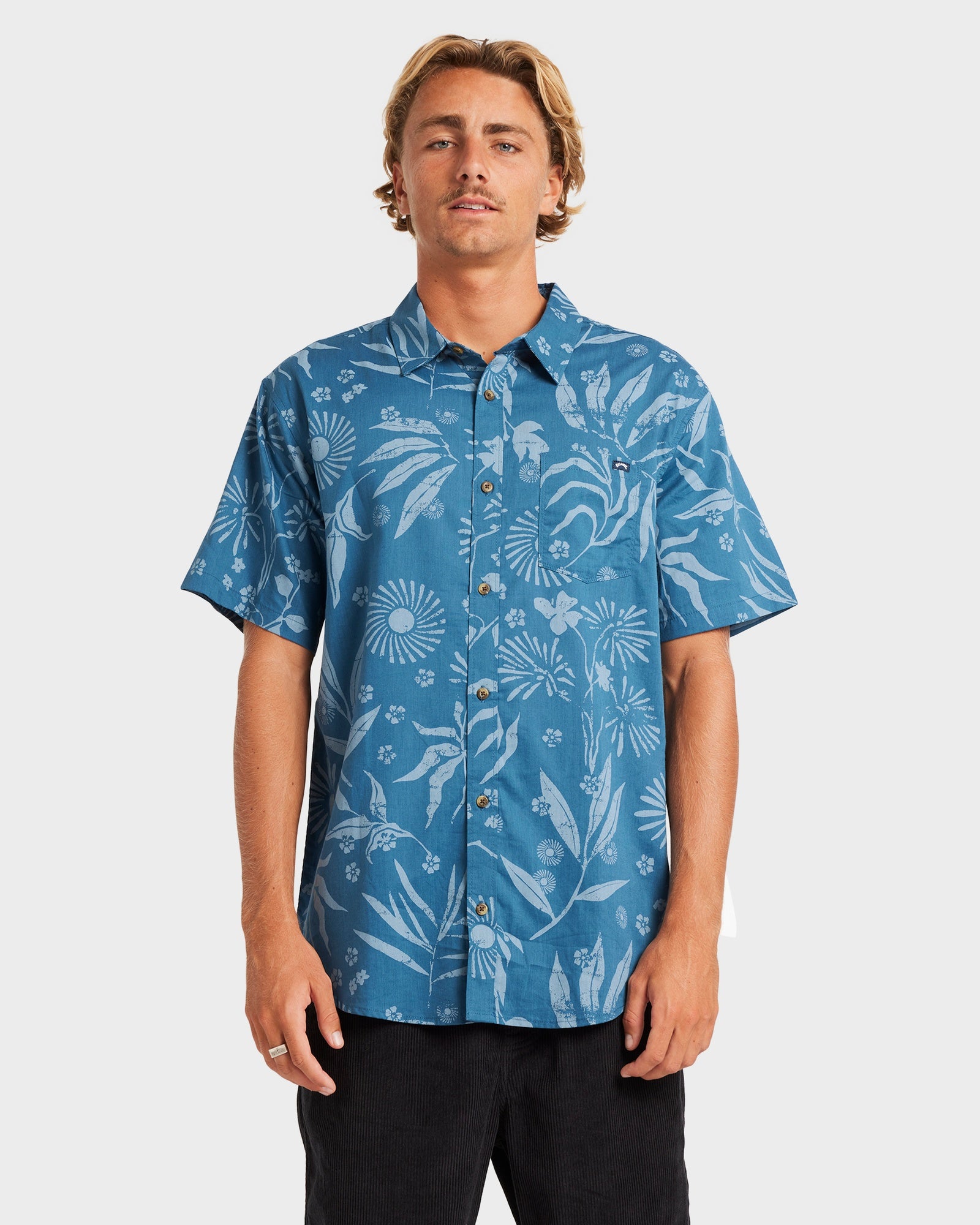 Mens Sunday Short Sleeve Shirt