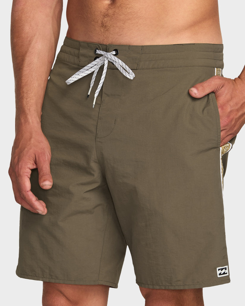 Mens Wategos Lo Tides 17.5" Boardshorts