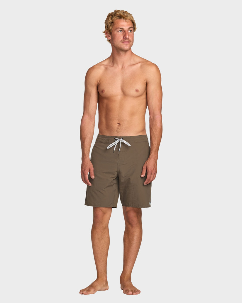 Mens Wategos Lo Tides 17.5" Boardshorts