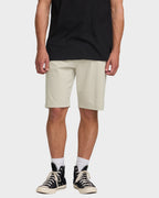 Mens Crossfire 21" Hybrid Shorts