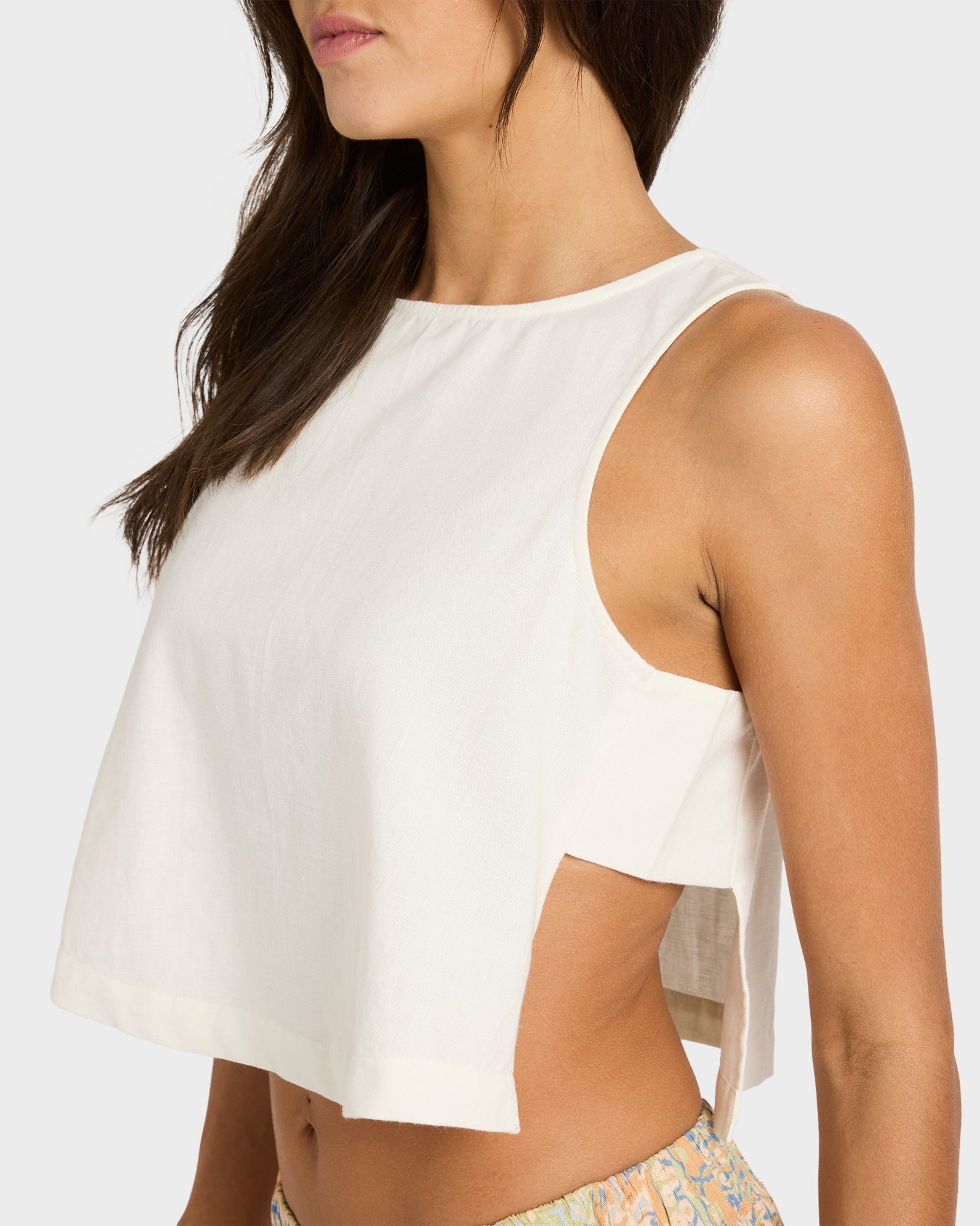Womens So Breezy Cropped Woven Top