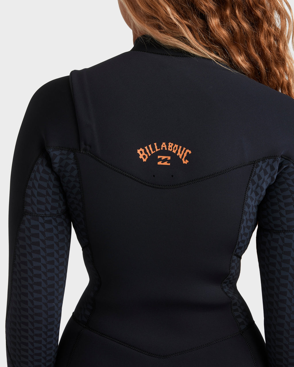 Womens 4/3mm Synergy Natural GBS Chest Zip Long Sleeve Fullsuit