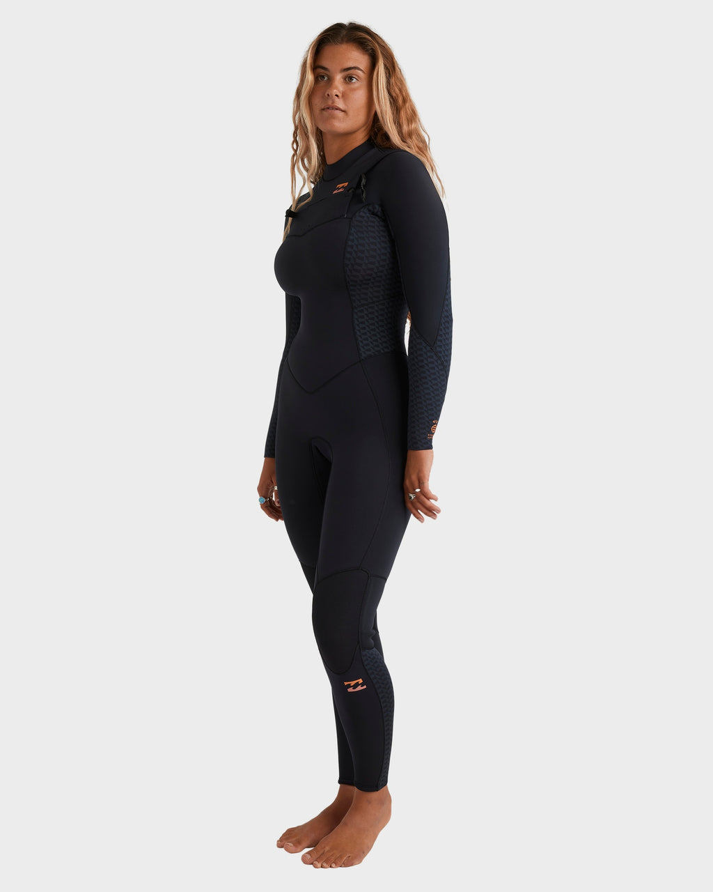 Womens 4/3mm Synergy Natural GBS Chest Zip Long Sleeve Fullsuit