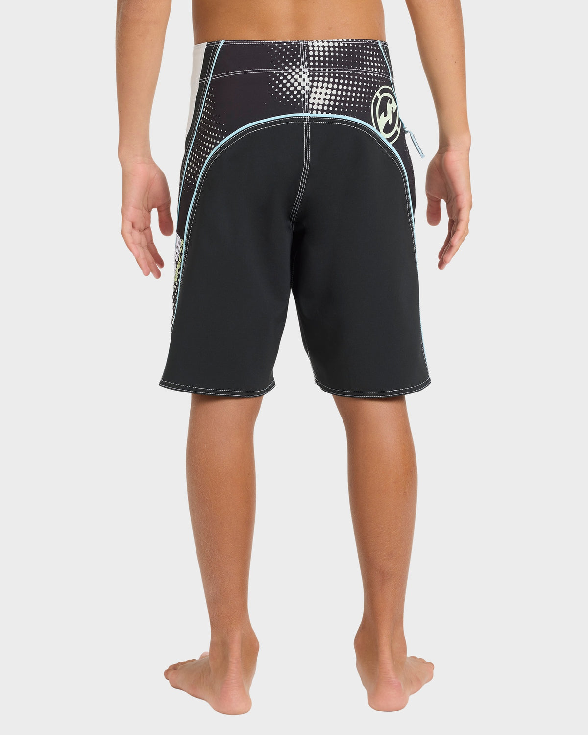 Boys 8-16 Fluid 2K 18" Boardshorts