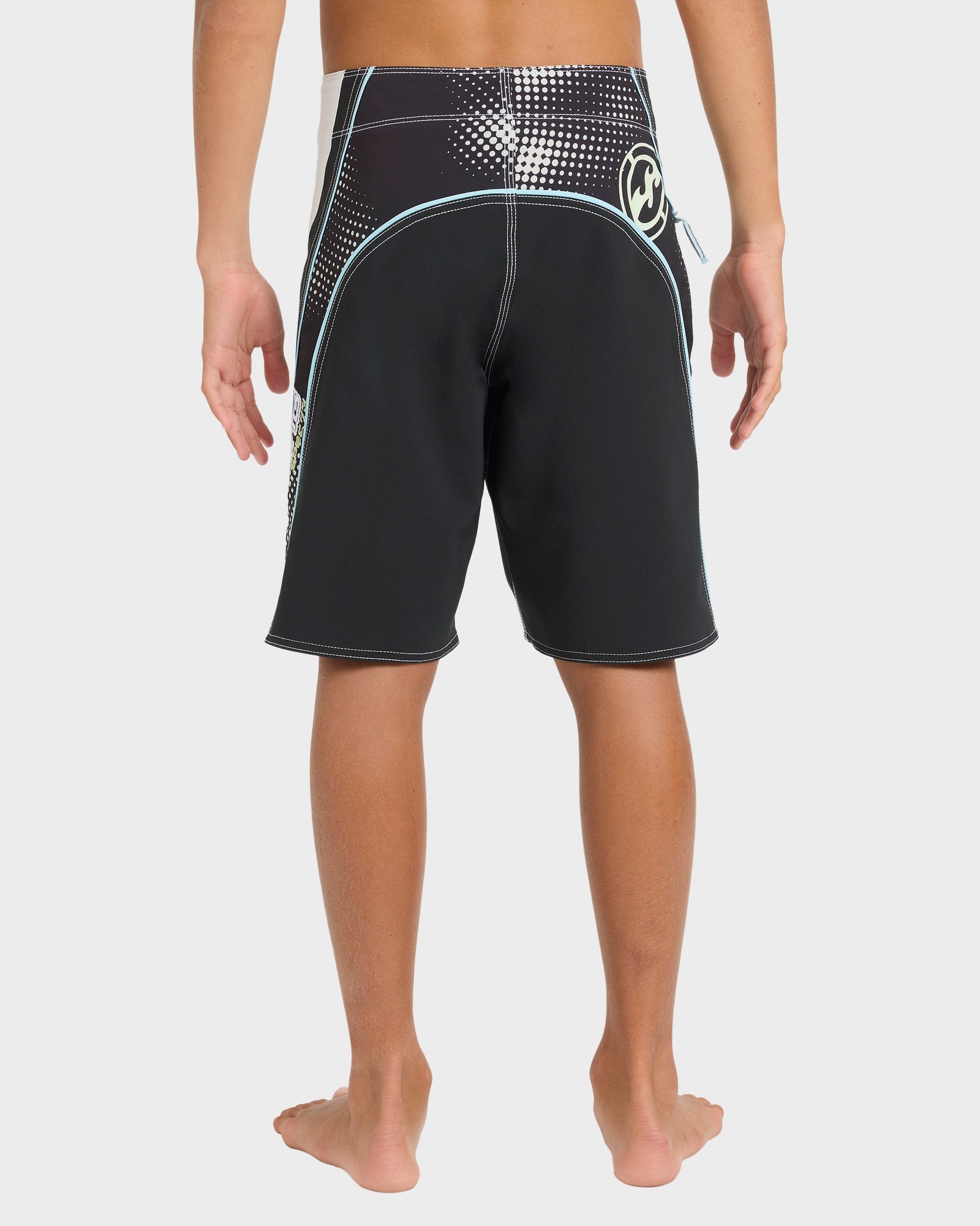 Boys 8-16 Fluid 2K 18" Boardshorts