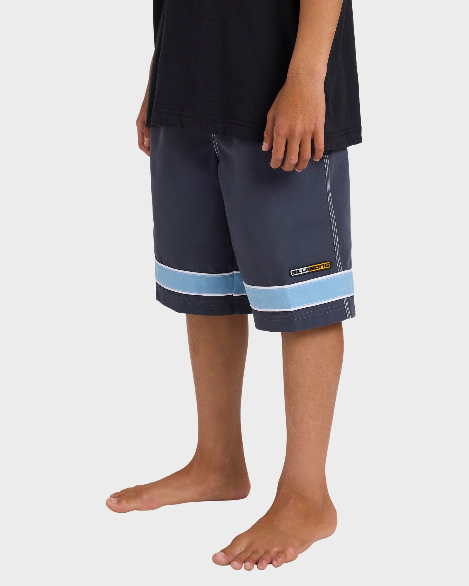 Boys 8-16 Throw On 18" Boardshorts