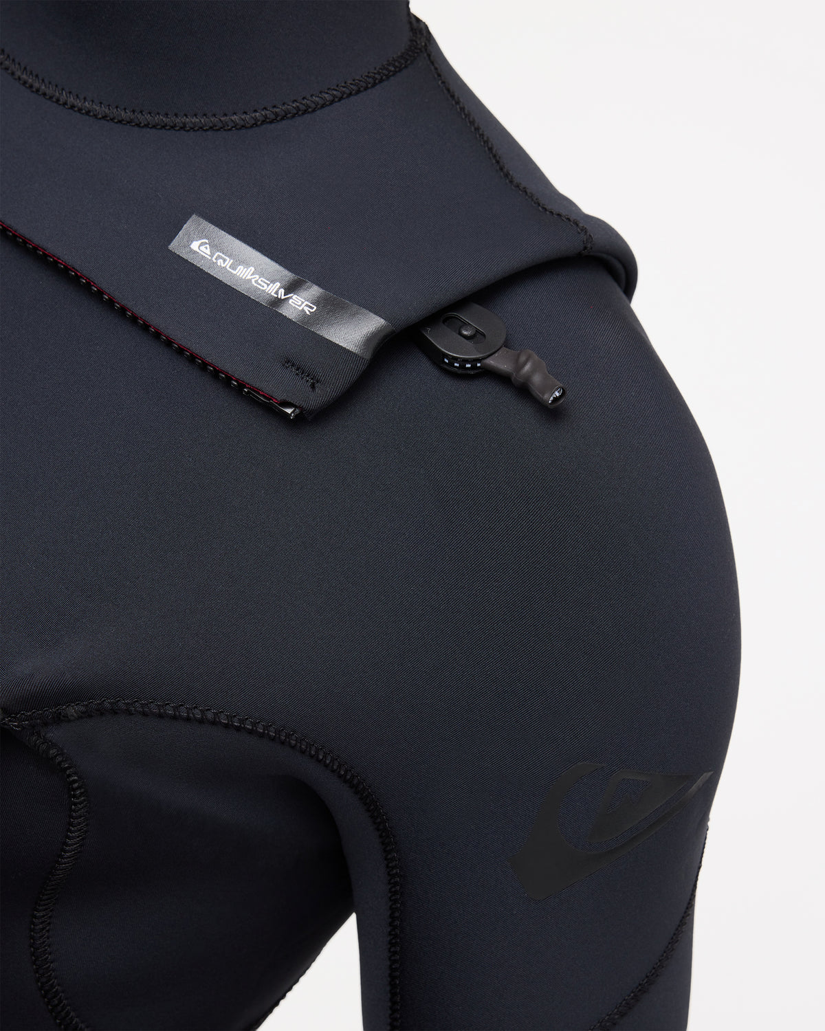 25aw243502_quiksilver_blk_dtl4