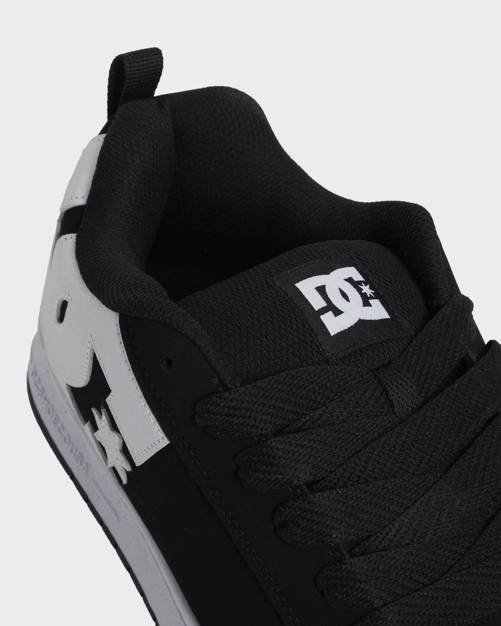 Mens Court Graffik Sneakers