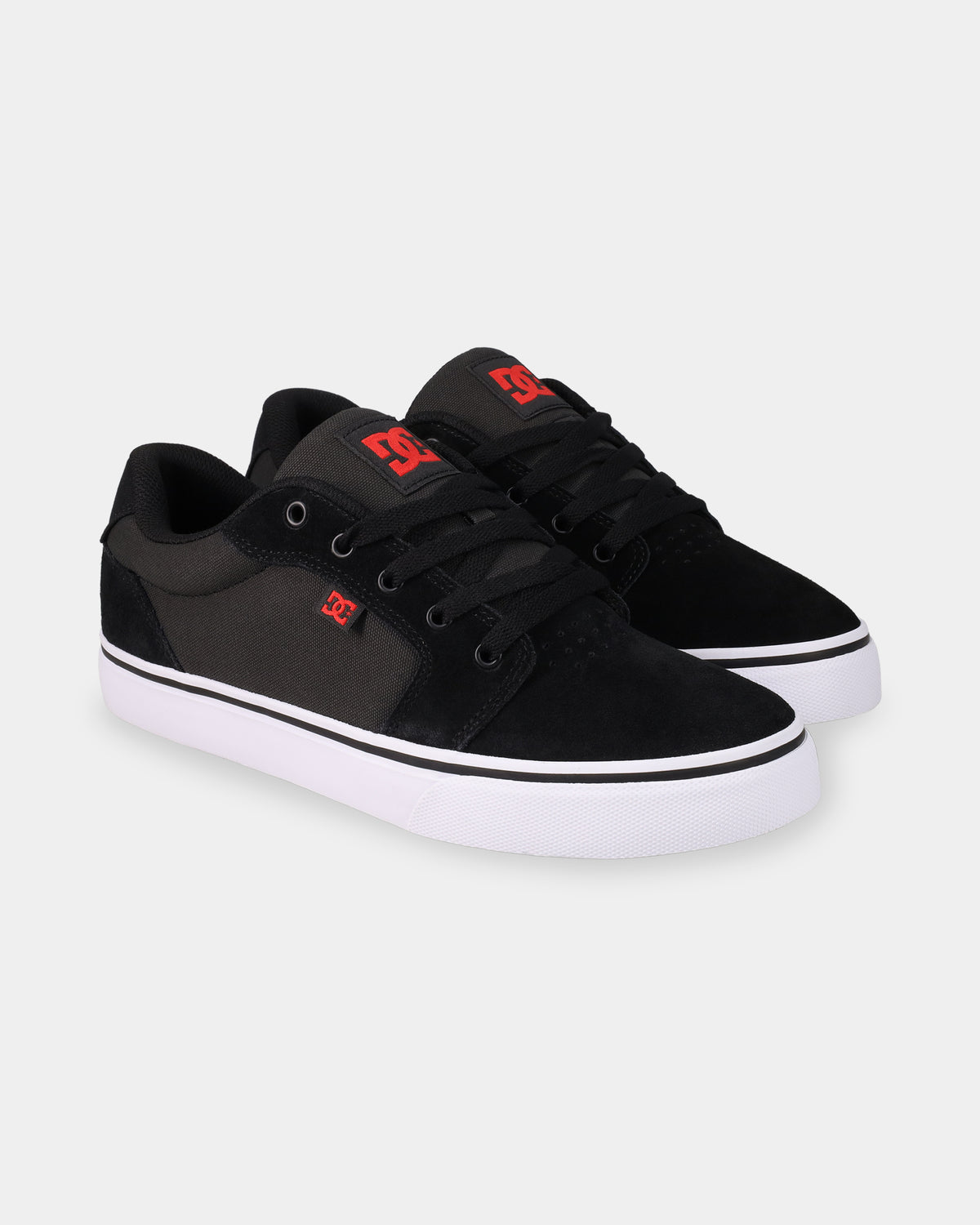 303190_dcshoes_005_frt1
