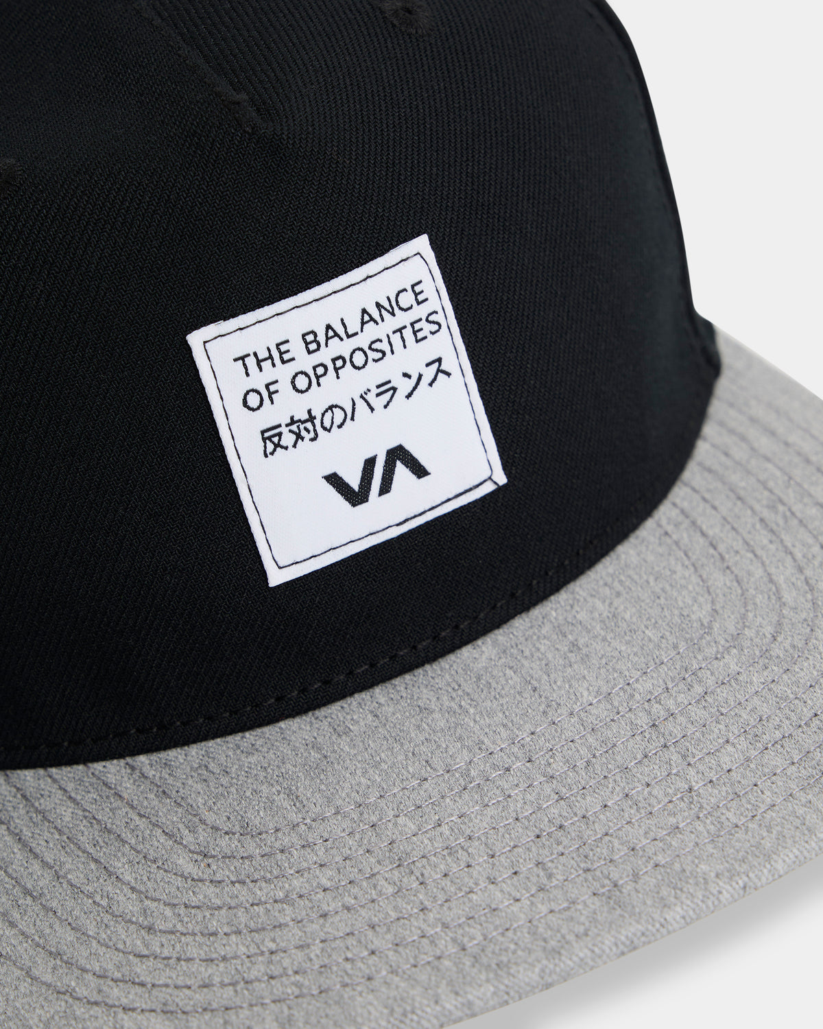 3d5532601_rvca_blk_dtl1