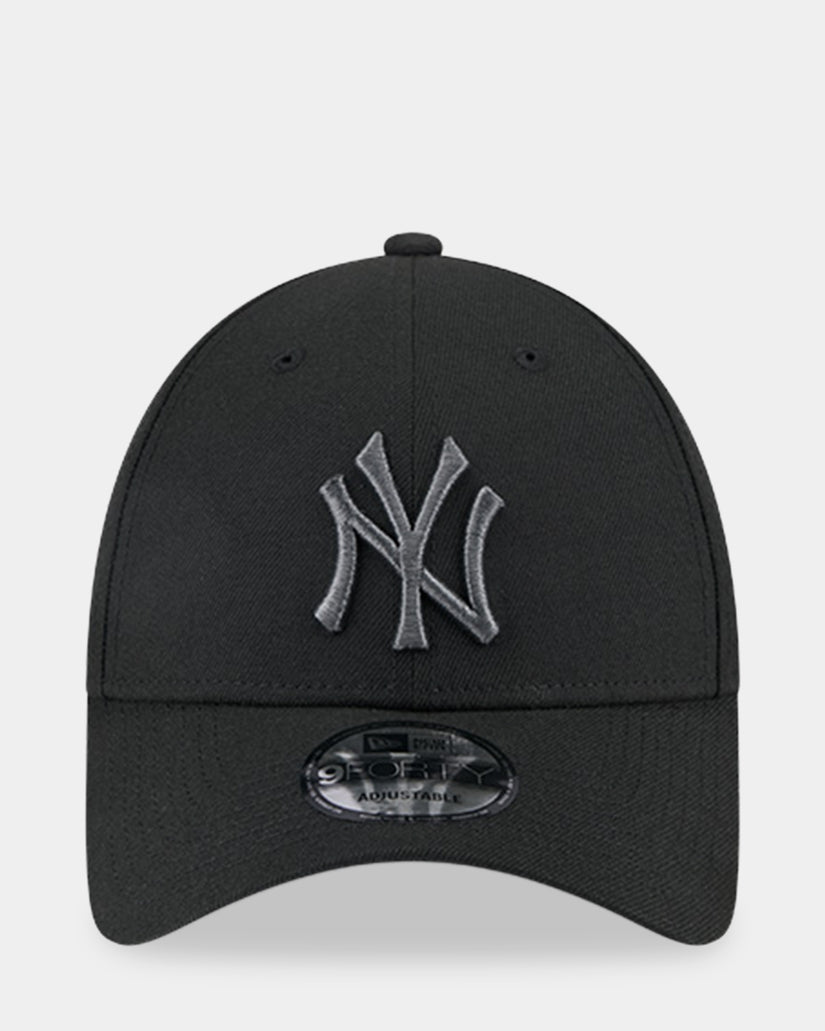 9Forty New York Yankees Snapback Cap