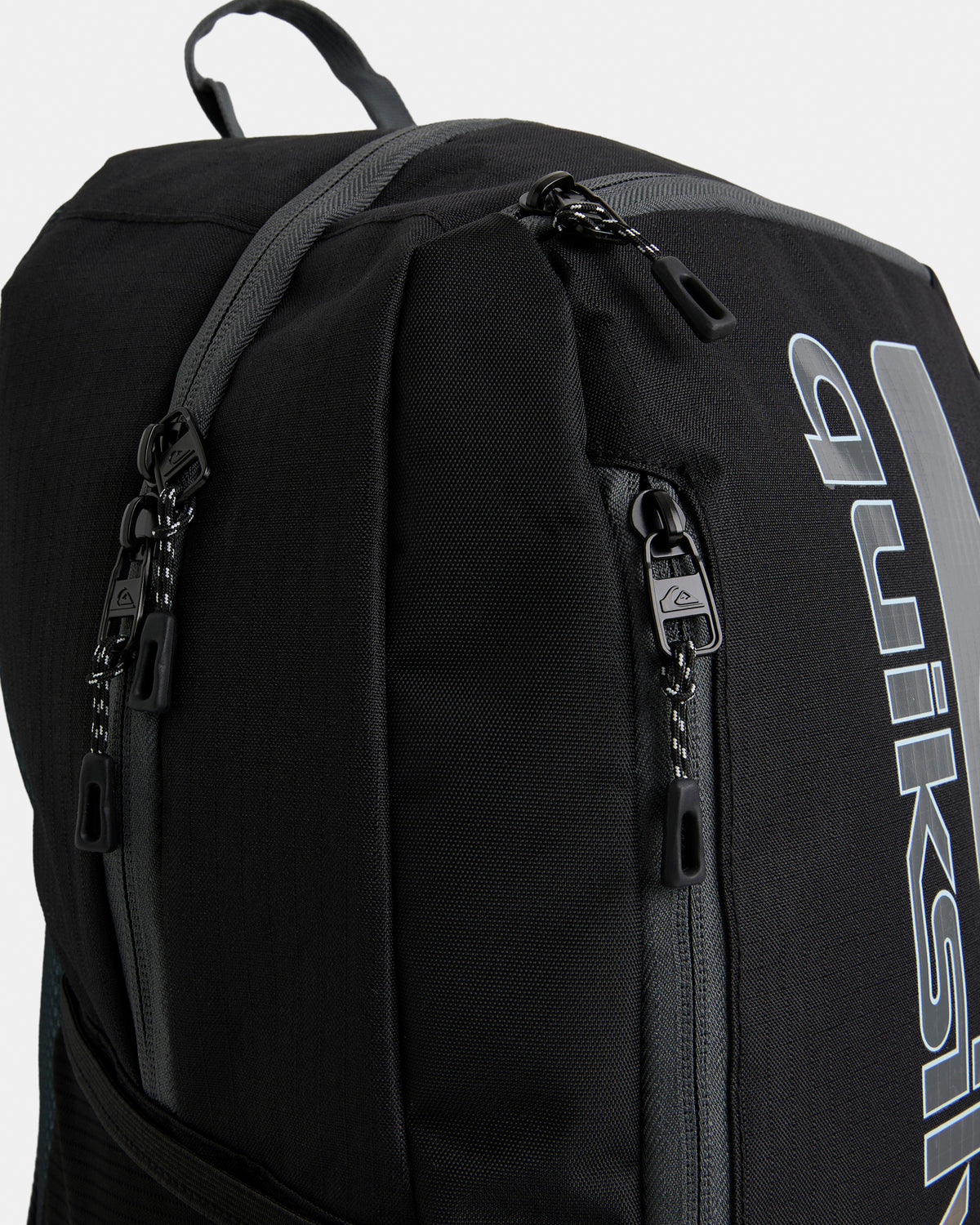 7d6532600_quiksilver_blk_dtl1