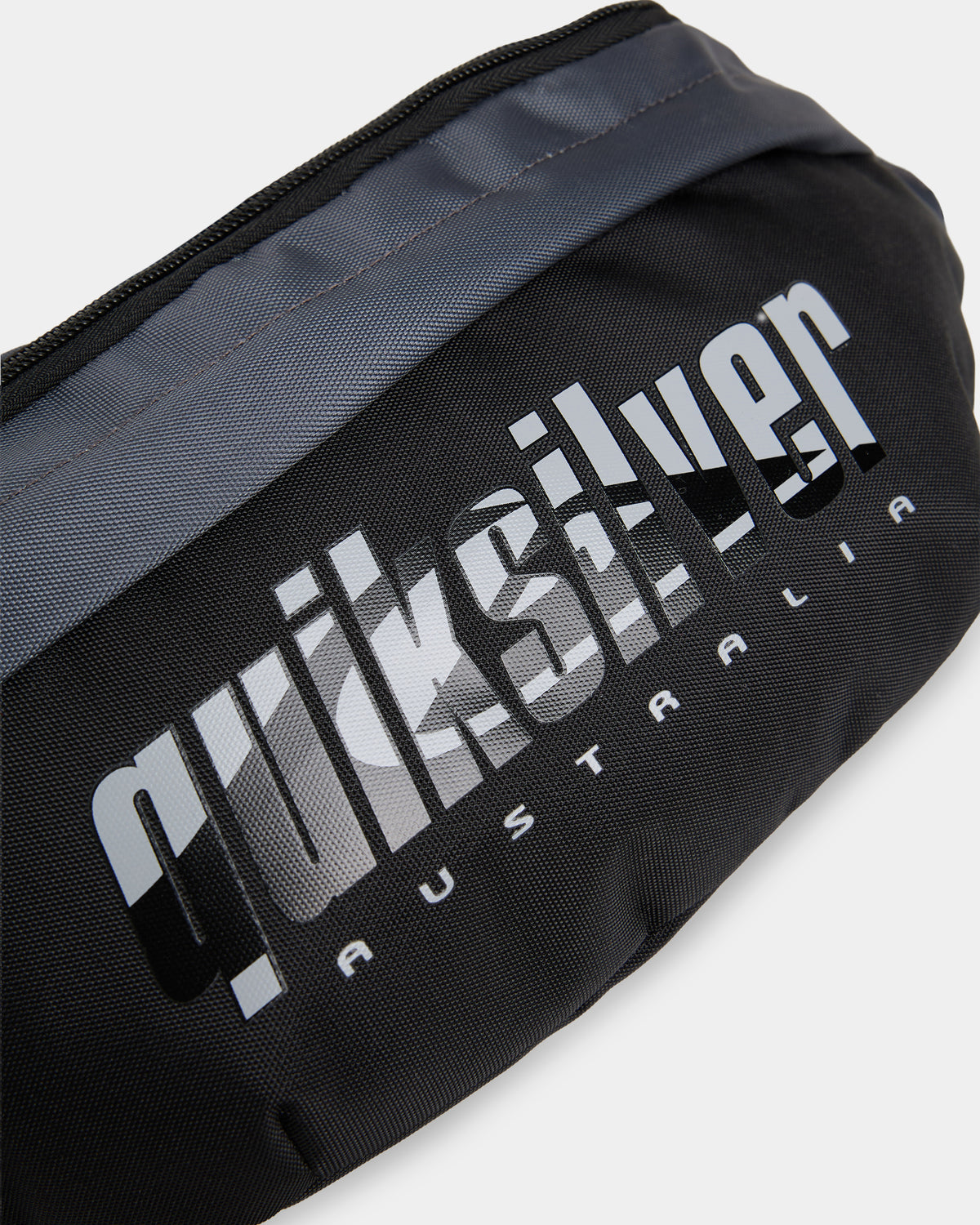 7d6542601_quiksilver_blk_dtl1