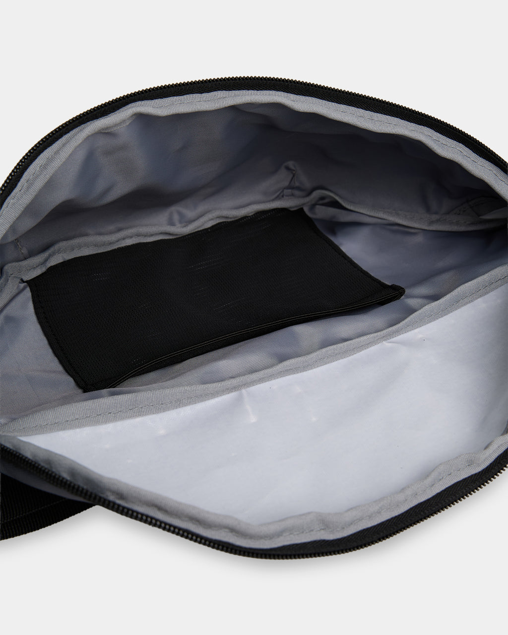7d6542601_quiksilver_blk_dtl2