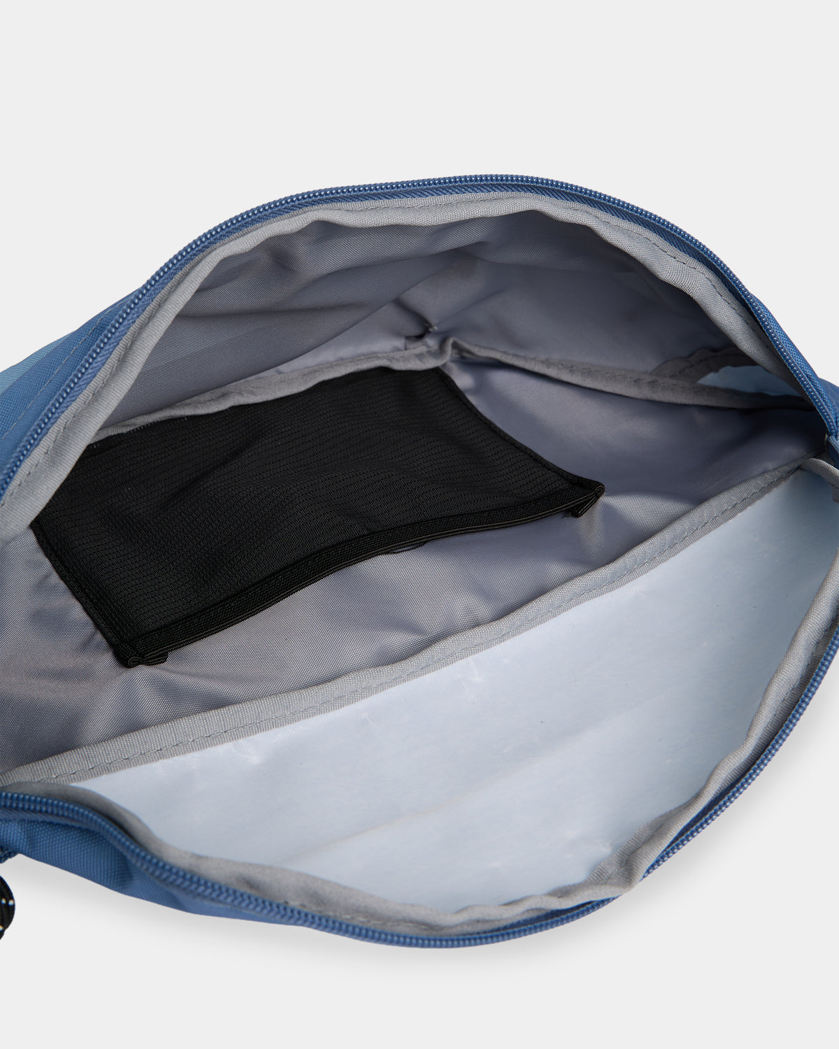 7d6542601_quiksilver_blu_dtl2