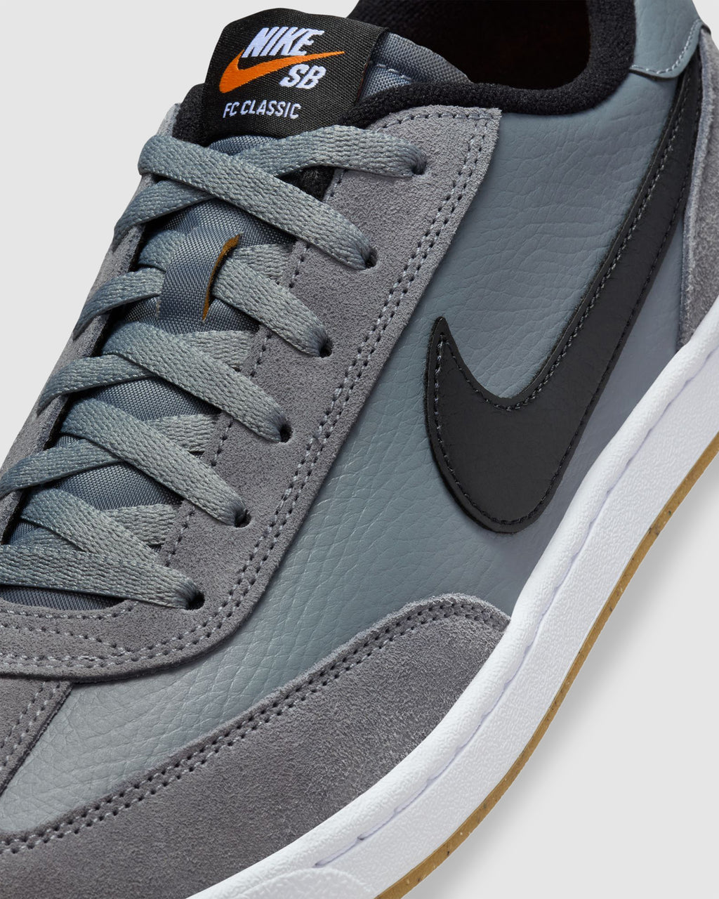 Mens SB FC Classic Skate Shoes