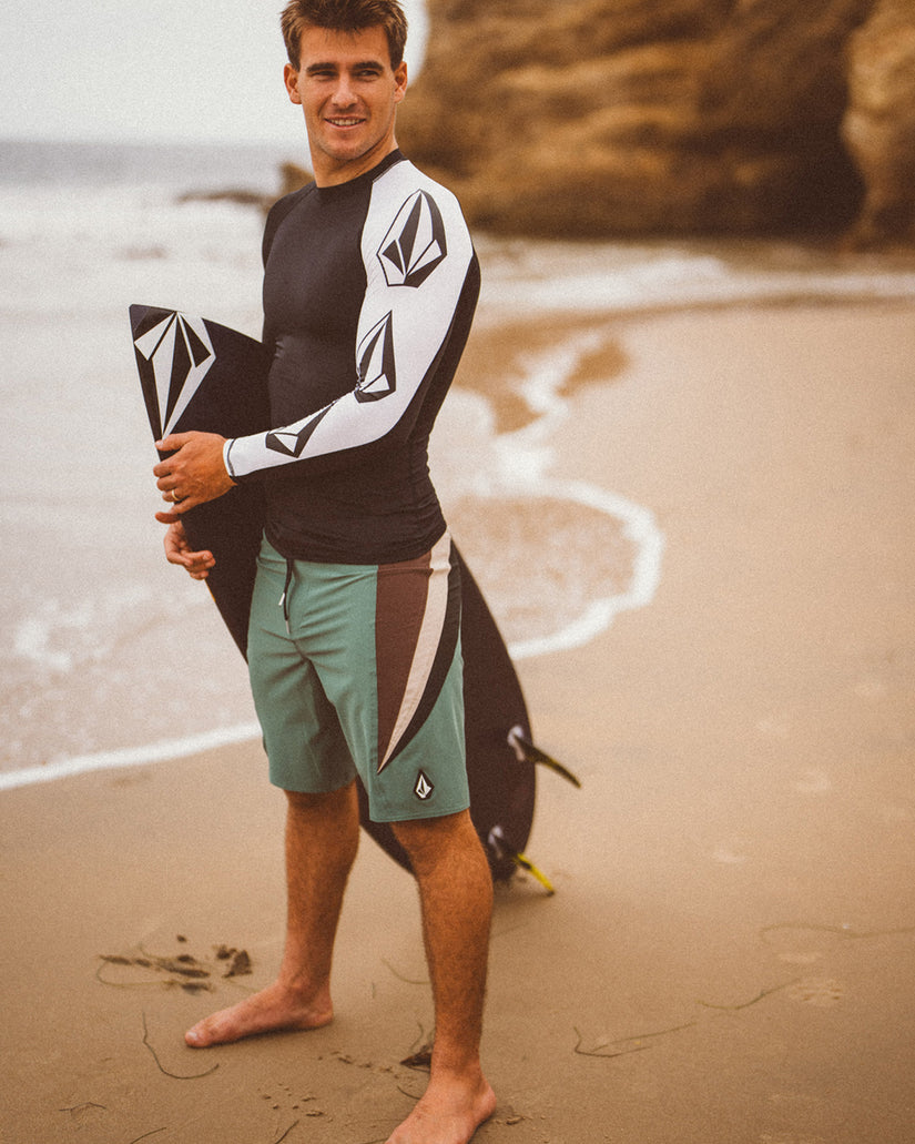 MENS SURF VITALS JACK ROBINSON MOD BOARDSHORTS