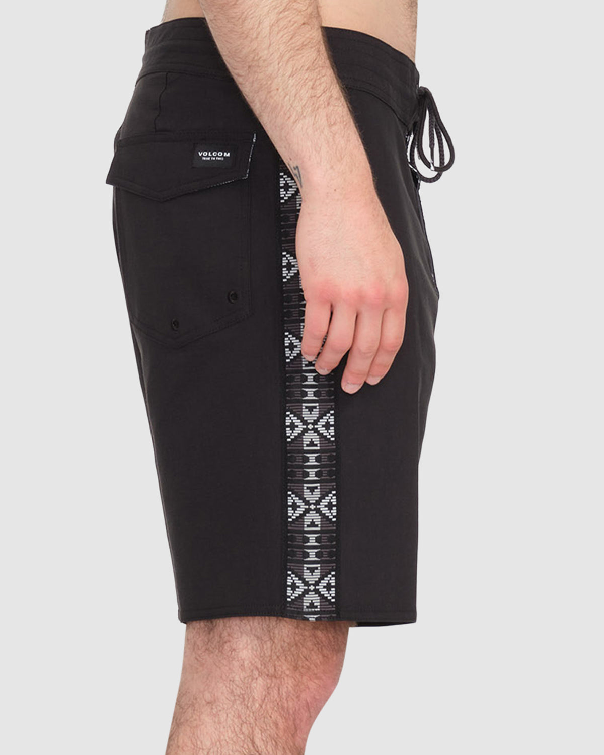 MENS V ENT HOCKEY DAD STONEY 19 BOARDSHORTS