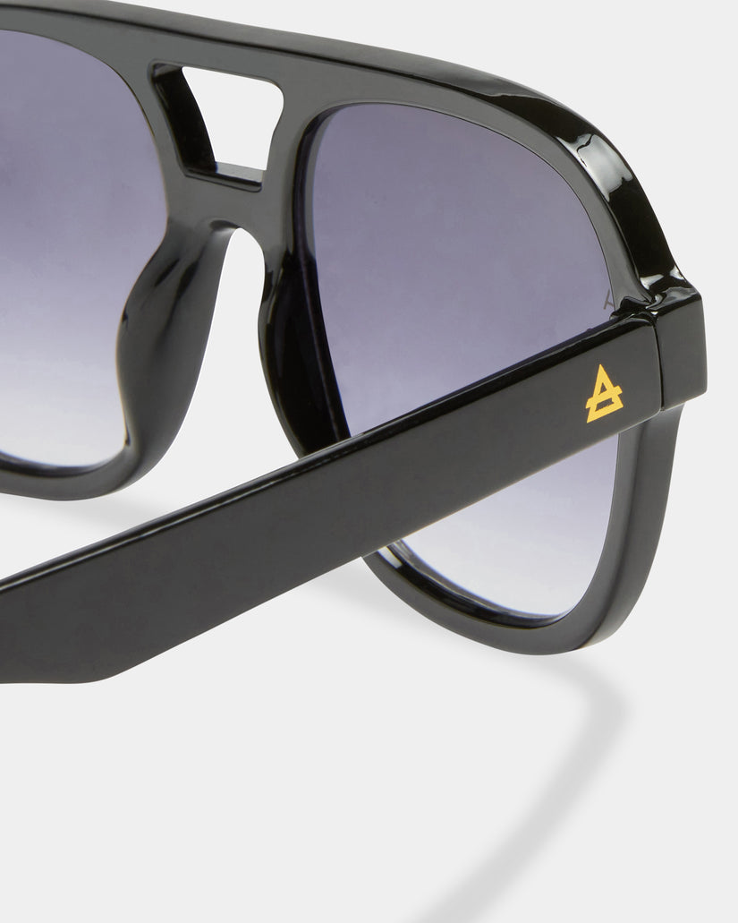 Womens Whirlpool Black Aviator Sunglasses