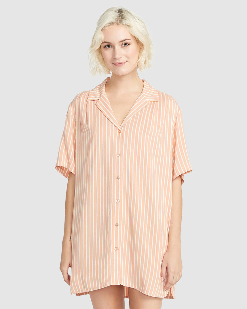 Womens Thee Metallion Short Sleeve Shirt