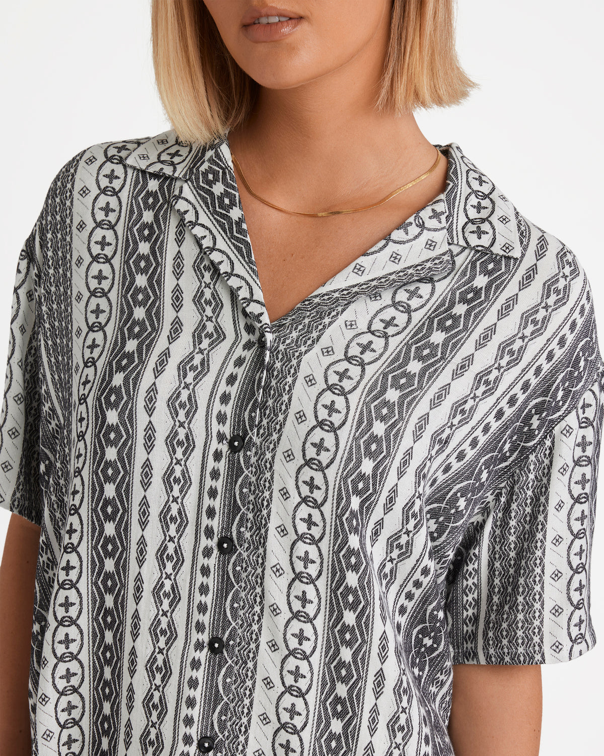 SHIPPIN OUT SHIRT