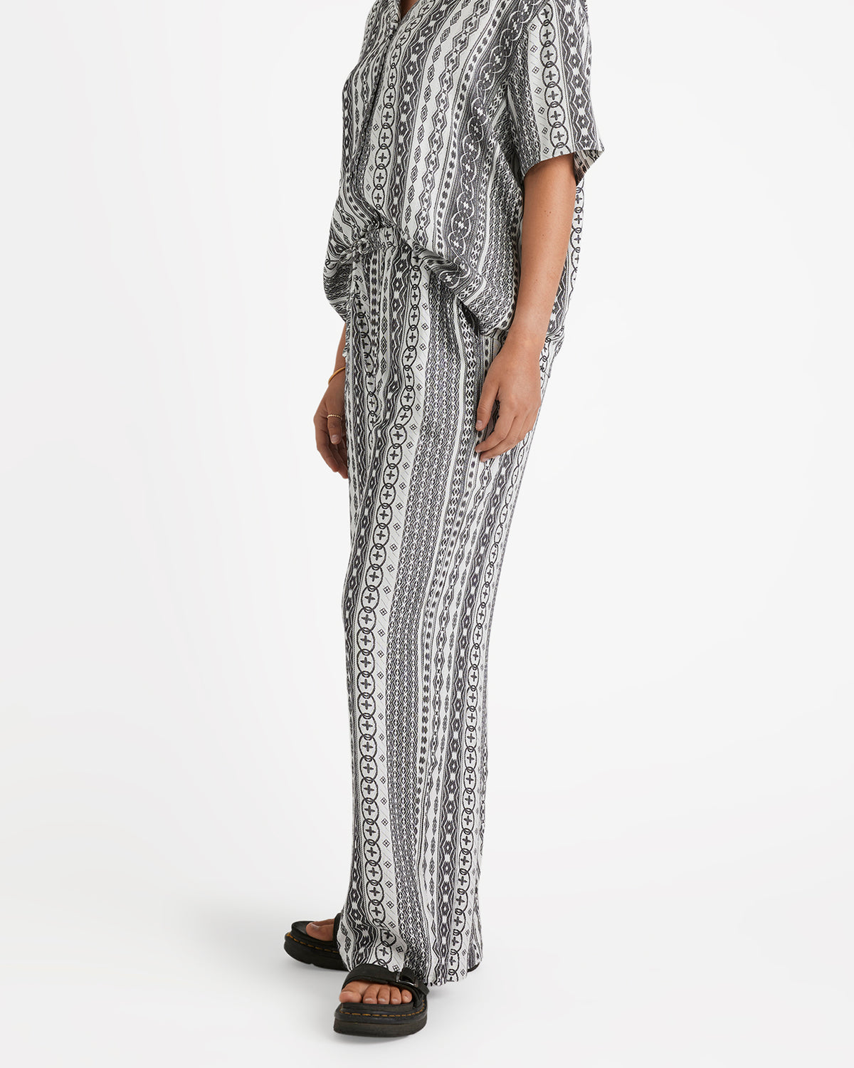 SHORE SHOT PANT