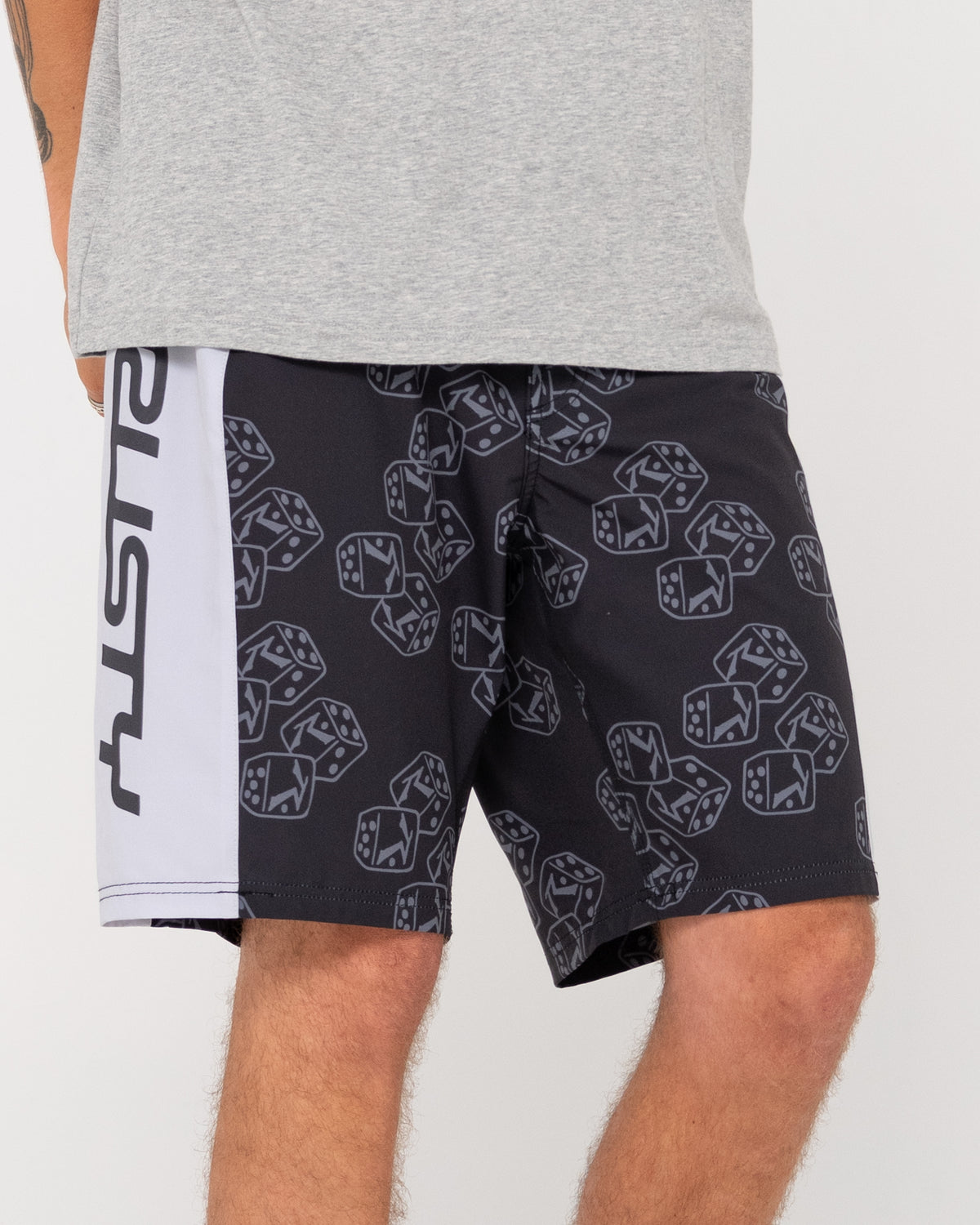 MENS NO DICE BOARDSHORTS