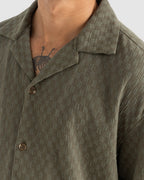 MENS VIBRATIONS SHORT SLEEVE SHIRT