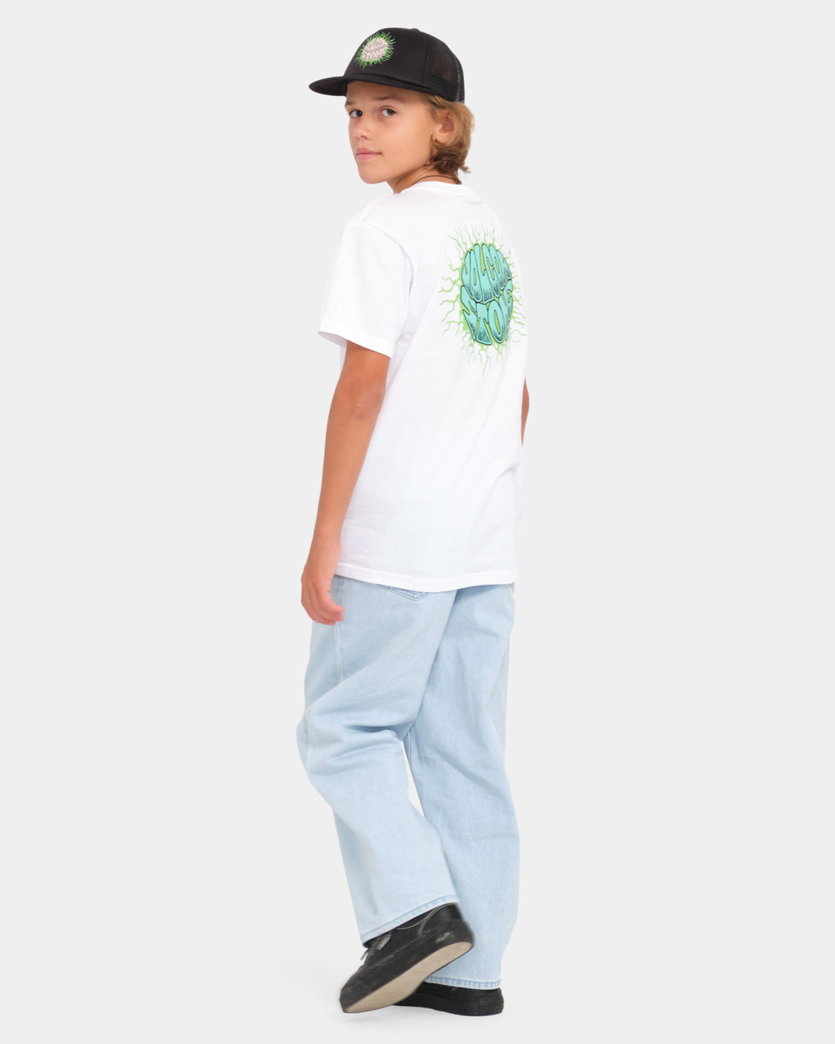 BOYS 8-16 UDDER SPACE T-SHIRT