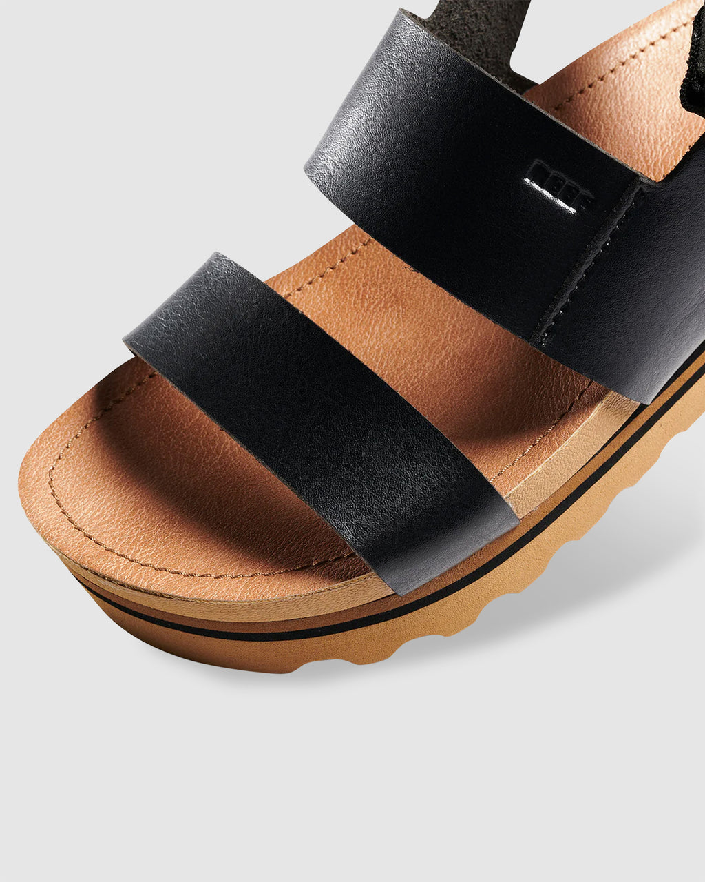 WOMENS CUSHION VISTA HI BUCKLE