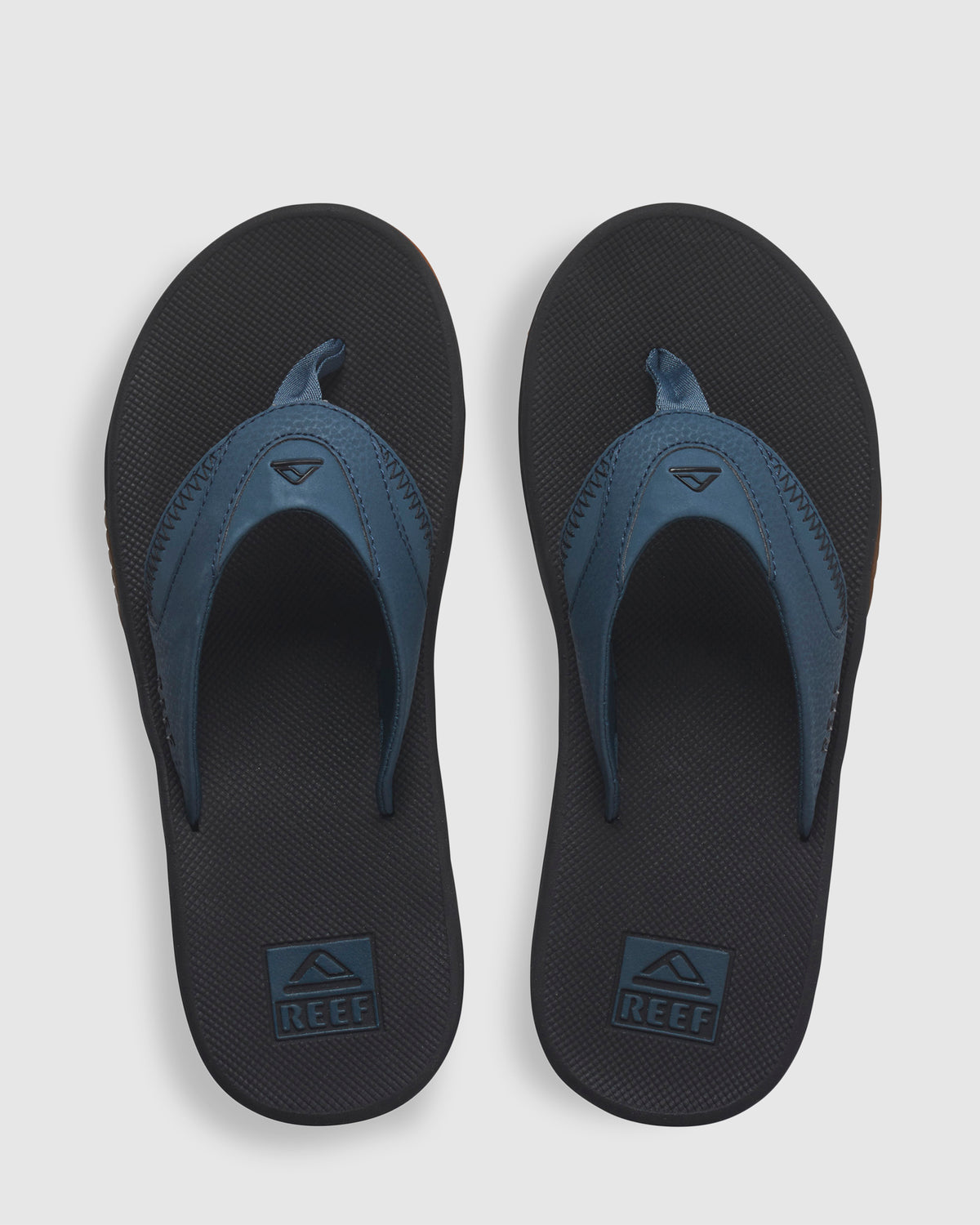 MENS FANNING THONGS